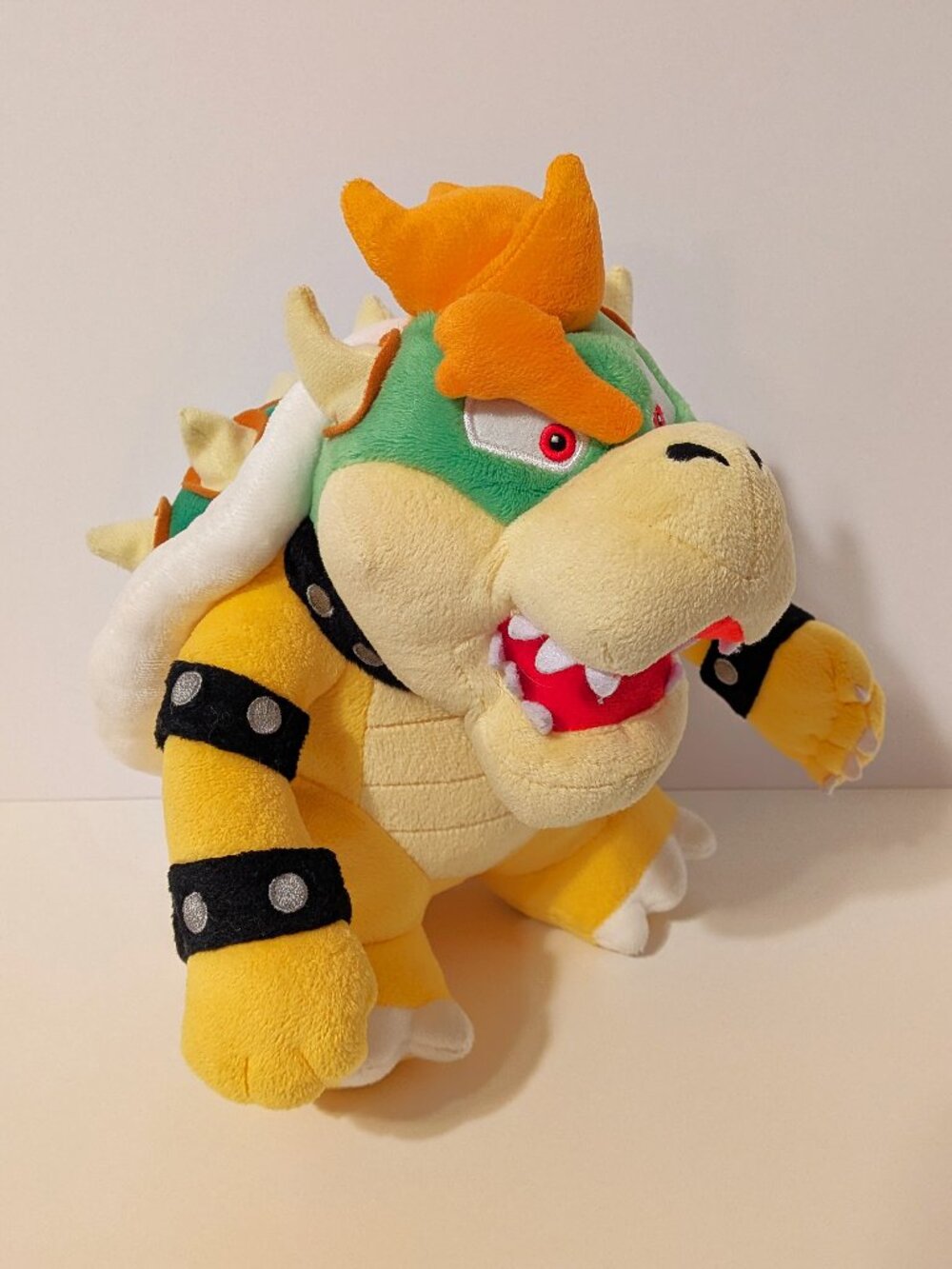 Nintendo Super Mario 2017 Bowser 10" Plush Stuffed Animal